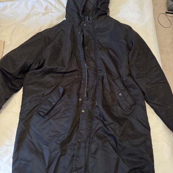 TNA Oversized Quilted Jacket in Black - Picture 7 of 8